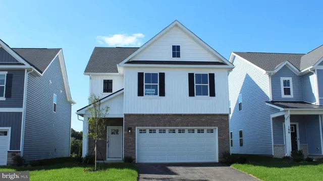 134 Mascouten St, Winchester, VA 22602