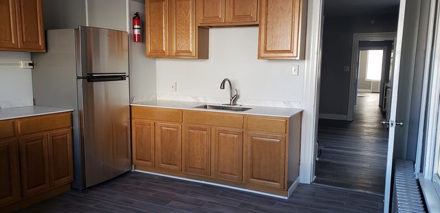 827 Walnut St #1, Reading, PA 19601