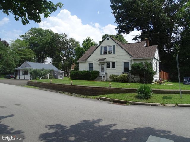 131 W  Street Rd, Feasterville Trevose, PA 19053