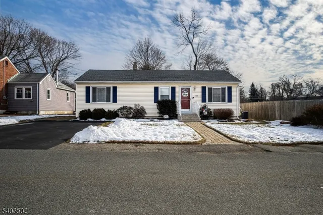 538 Vail Rd, Landing, NJ 07850