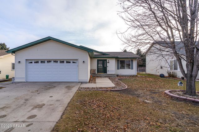 5173 7th Ave N, Grand Forks, ND 58203