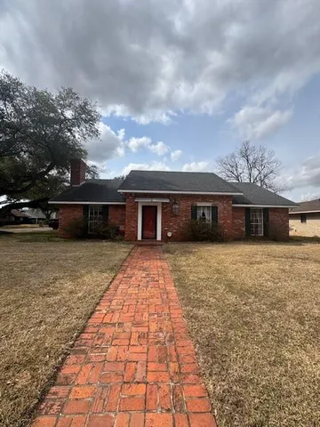 140 Georgetown Dr, Alexandria, LA 71303