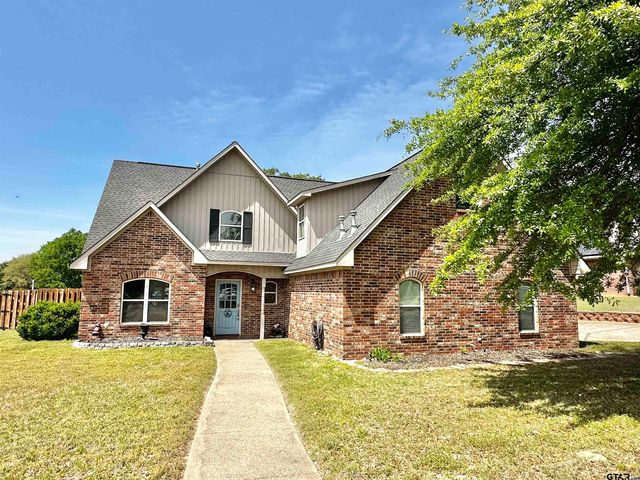 636 Abbey Rd, Lindale, TX 75771