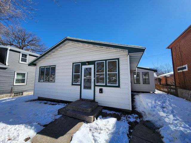 3448 Grimes Ave N, Robbinsdale, MN 55422