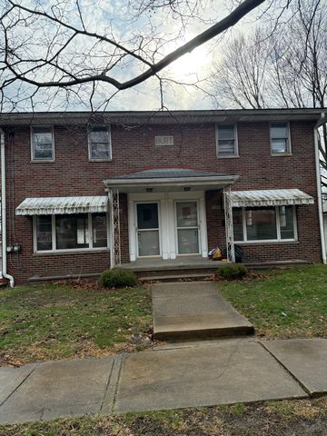 256 & 258 Pioneer St #256, Akron, OH 44305