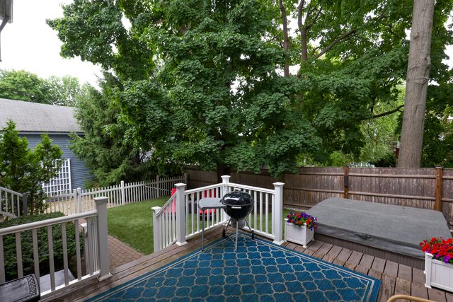 13 Saint James St #1, Newton, MA 02458