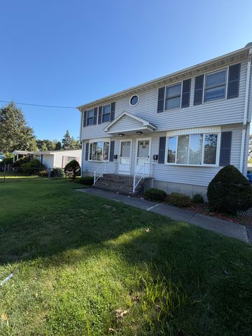44-46 Middle St #44, Springfield, MA 01104
