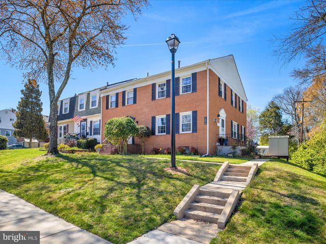 12974 Claxton Dr #2-D, Laurel, MD 20708