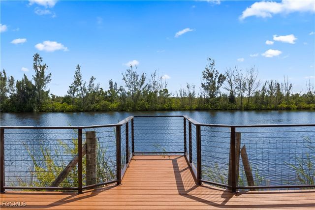 4176 Lake Breeze Ln, Saint James City, FL 33956