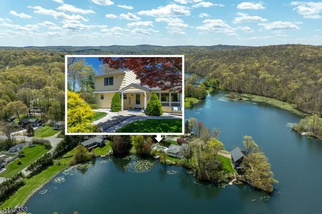 4 Spruce Ct, Highland Lakes, NJ 07422