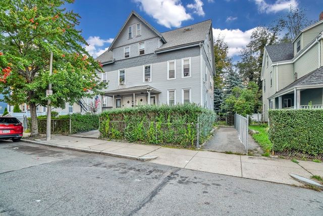 86 Bernard St   #1, Dorchester Center, MA 02124