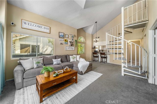 26972 Flo Ln #306, Santa Clarita, CA 91351