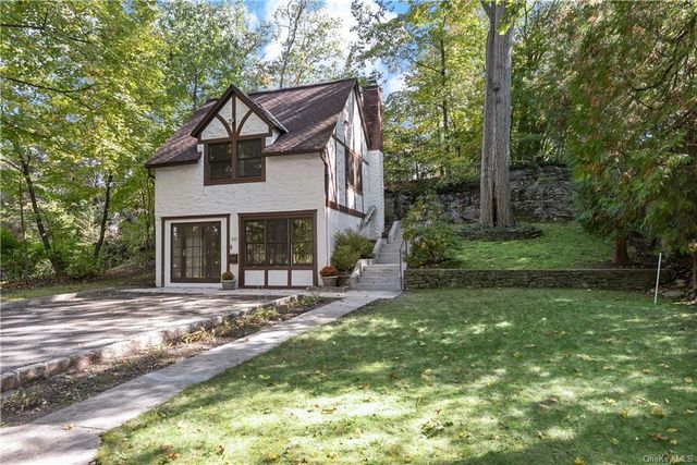 337 N State Road, Briarcliff Manor, NY 10510