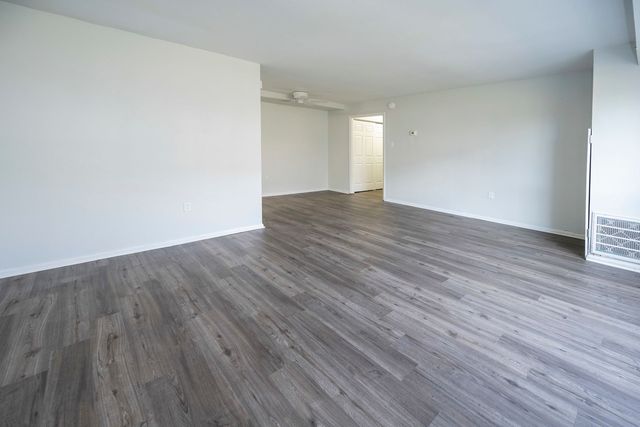 For Rent 19116