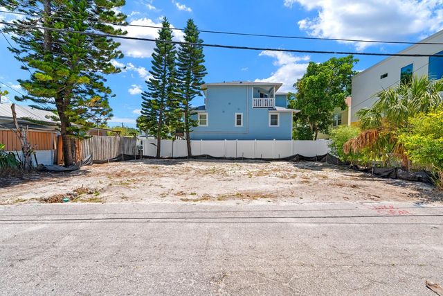 119 95TH AVENUE, Treasure Island, FL 33706