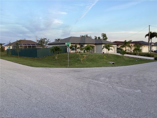 309 NW 22nd Pl, Cape Coral, FL 33993
