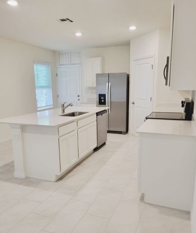 801 Ambleside Dr, Haines City, FL 33844