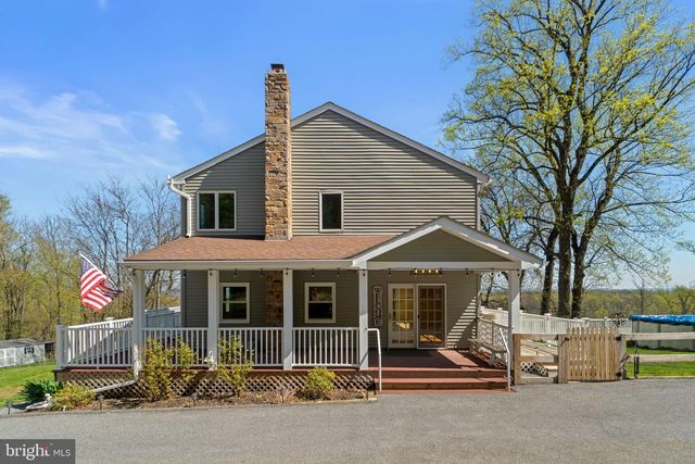 10812 Putman Rd, Thurmont, MD 21788
