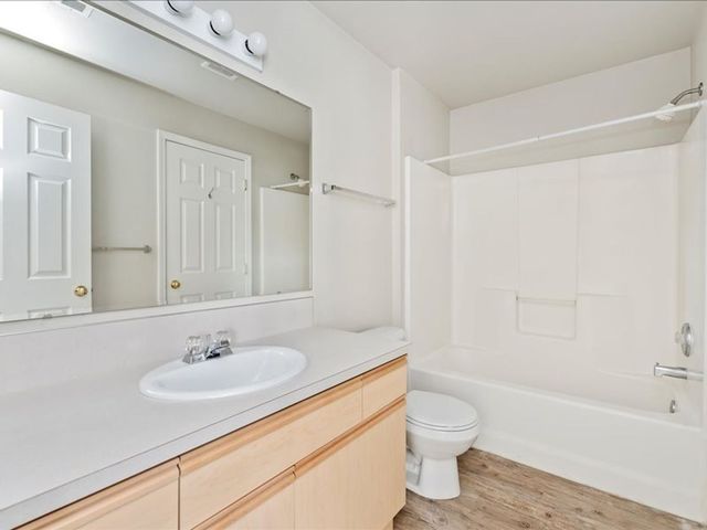 121 N  Avenger Ln #101, Boise, ID 83704