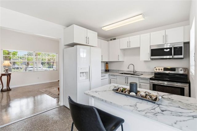6018 W  Livingston St, Orlando, FL 32835