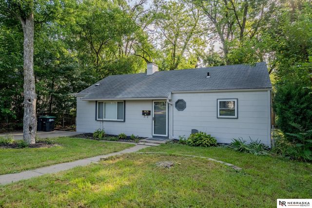 6638 Decatur St, Omaha, NE 68104