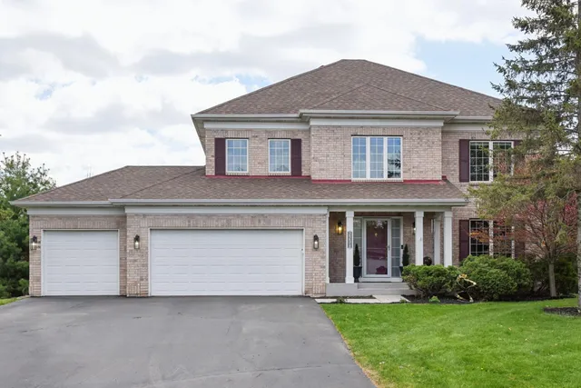 2238 White Pine Rd, Hudson, WI 54016