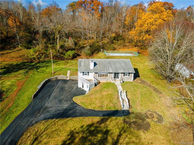 226 Glenmere Road, Chester, NY 10918