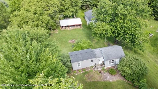 1436 Kelly Rd, Mason, MI 48854