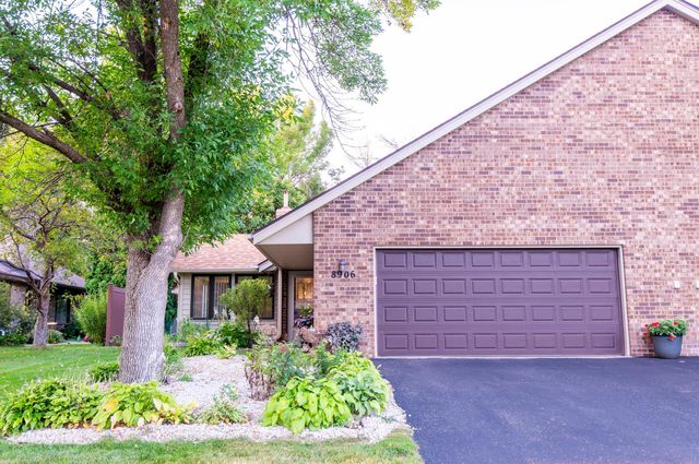 8906 Montegue Ter, Minneapolis, MN 55443