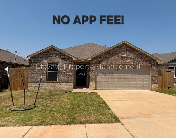 11729 NW 100th St, Yukon, OK 73099