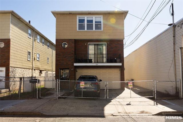 226 Webster Ave, Jersey City, NJ 07307