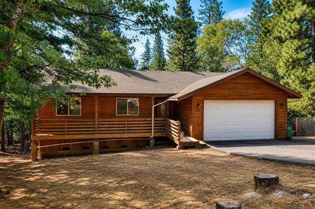 5430 Wisteria Rd, Pollock Pines, CA 95726