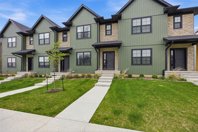 4747 Preston Ln, Iowa City, IA 52246