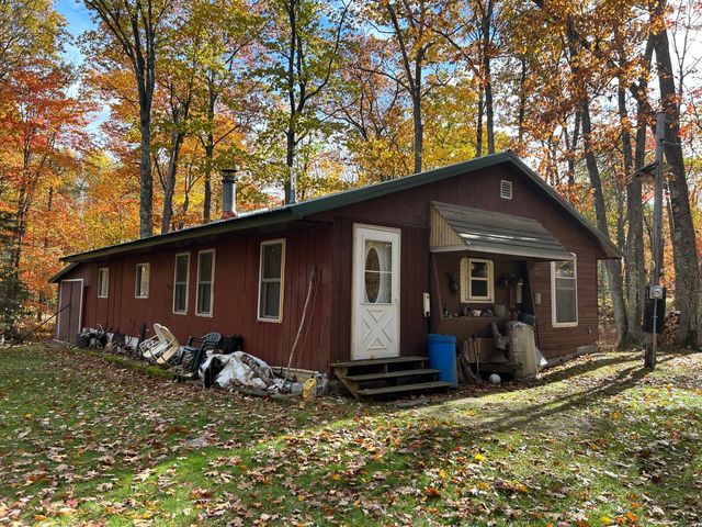 7115 Timber Ln, Lake Tomahawk, WI 54539