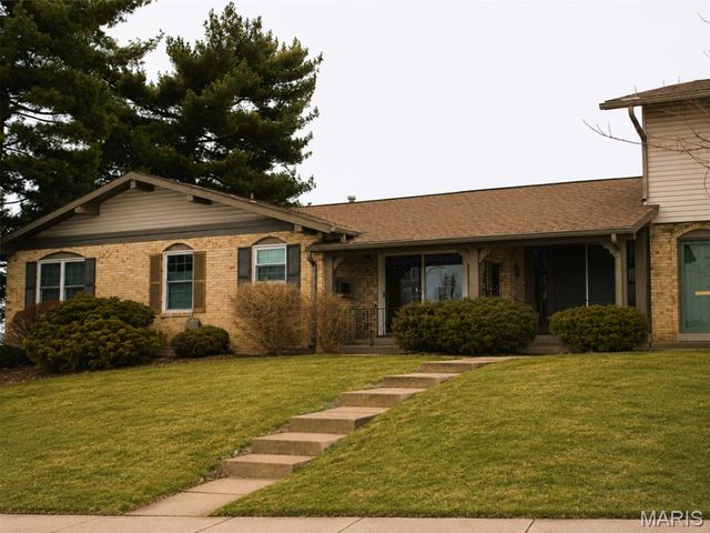 3145 Leisurewood Ct #A, Florissant, MO 63033