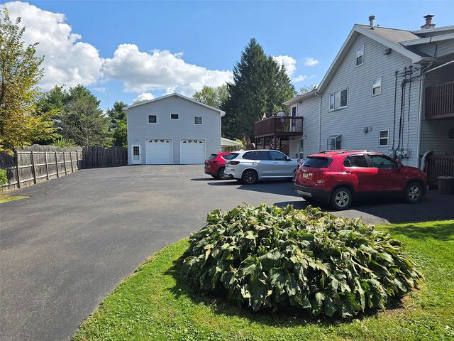 36 Acre Pl #2, Binghamton, NY 13904