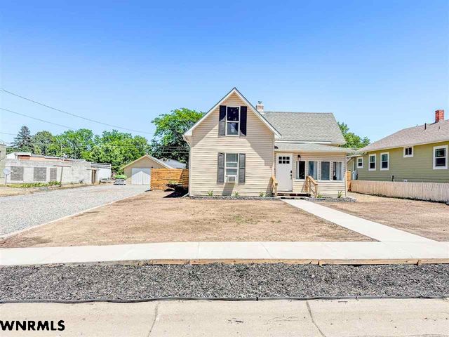 405 S  Oak St, Kimball, NE 69145