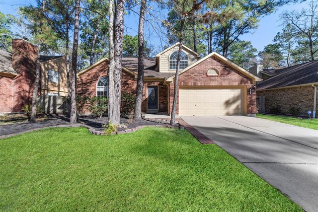 183 N  Village Knoll Cir, Spring, TX 77381