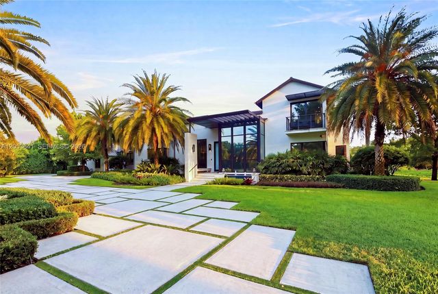 3714 Pine Lake Dr, Weston, FL 33332