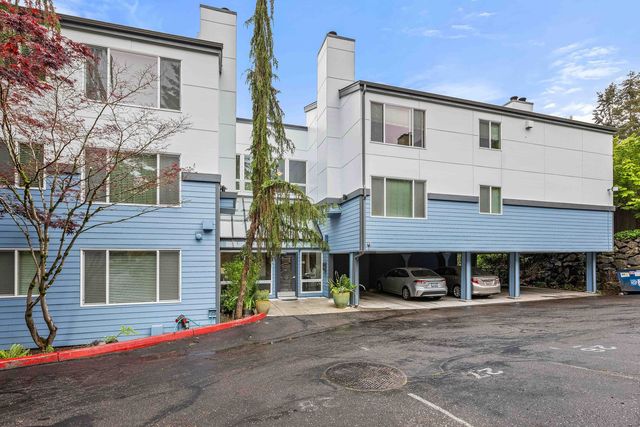 13426 Greenwood Ave N #306, Seattle, WA 98133