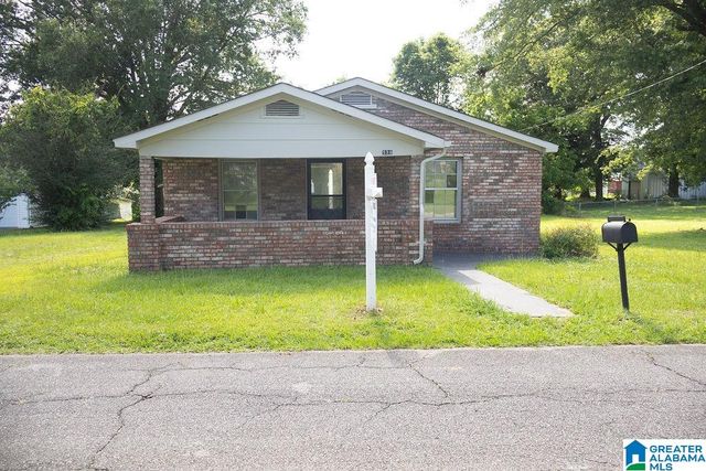 534 1st St SW, Graysville, AL 35073