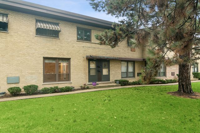 934 N  Wheeling Rd, Mount Prospect, IL 60056