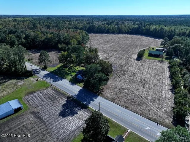7 Conway Road, Fair Bluff, NC 28439
