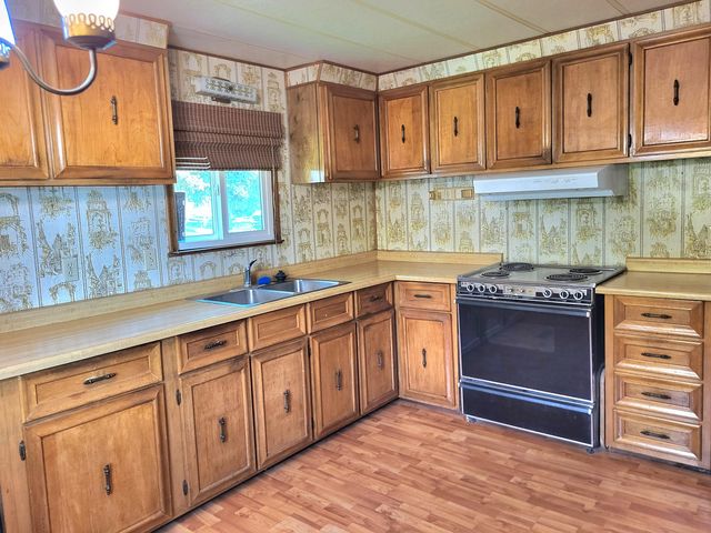 6901 Old Stage Rd #11, Central Point, OR 97502