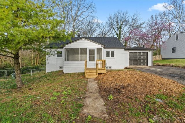 1109 N  11th St, Miamisburg, OH 45342