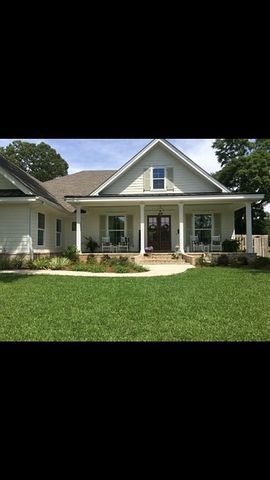 336 Grande Oaks Blvd, Cantonment, FL 32533
