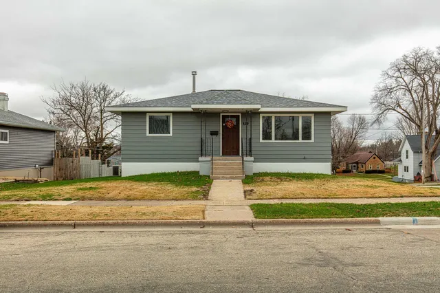 829 10th Street, Monroe, WI 53566