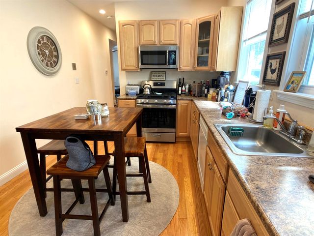 20 Radcliffe Rd #1, Somerville, MA 02145