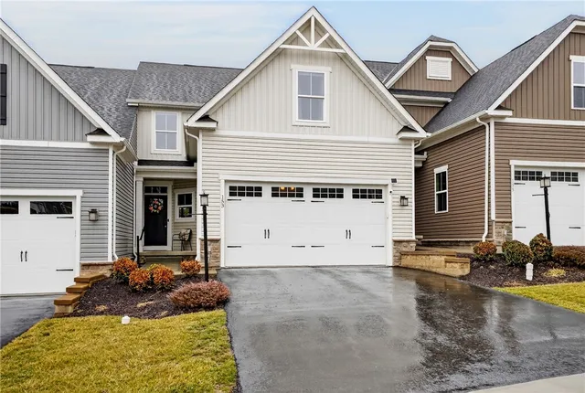 153 Dana Dr, Sewickley, PA 15143