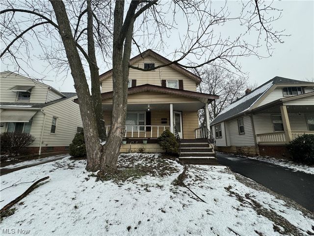 4631 Blythin Rd, Garfield Heights, OH 44125